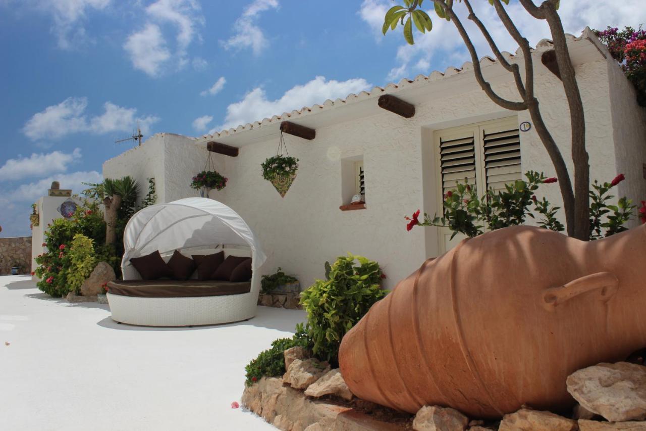 Hotel Macondo ลัมเปดูซา ภายนอก รูปภาพ